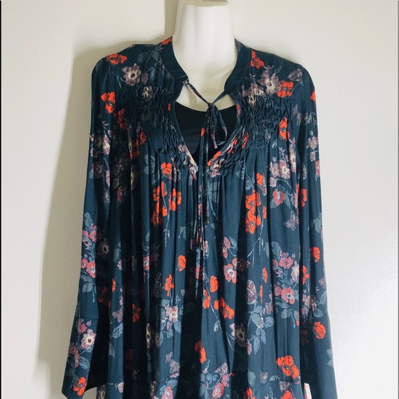 Free People beautiful floral print Top. NWOT. - Picture 8 of 8